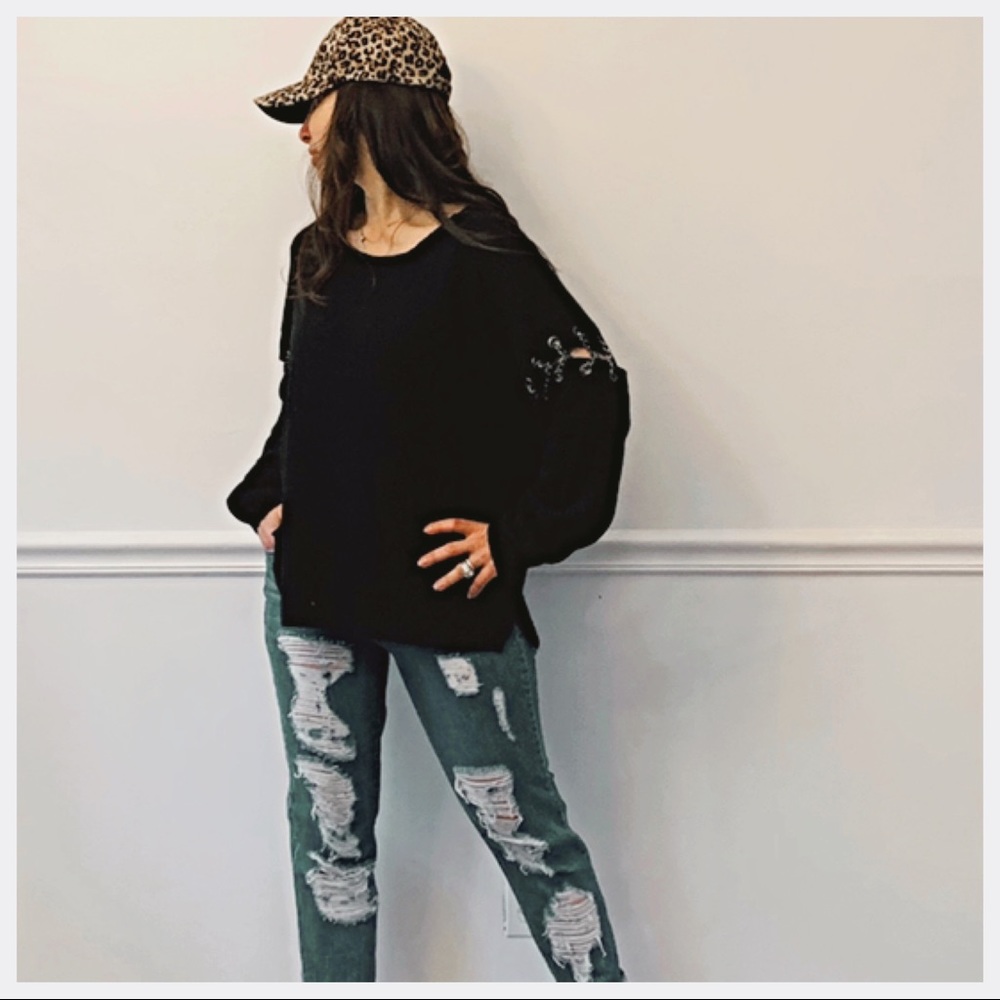✨LAST ONE ✨PARIS  chic chain trim sweater - Picture 5 of 8
